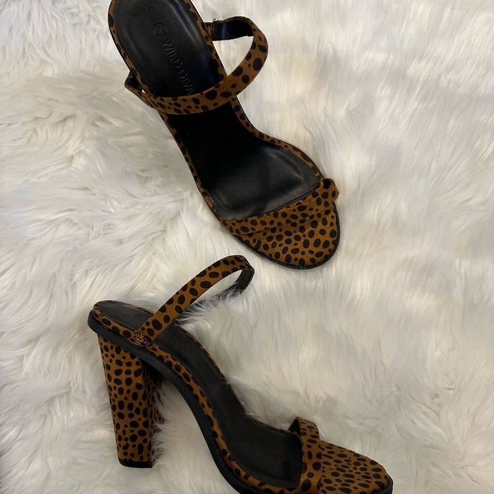 Wild Diva leopard heels